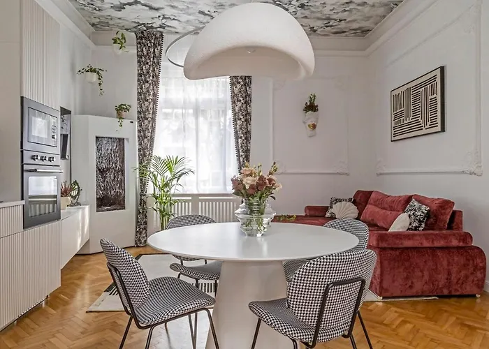 Nebarrabona * غيور